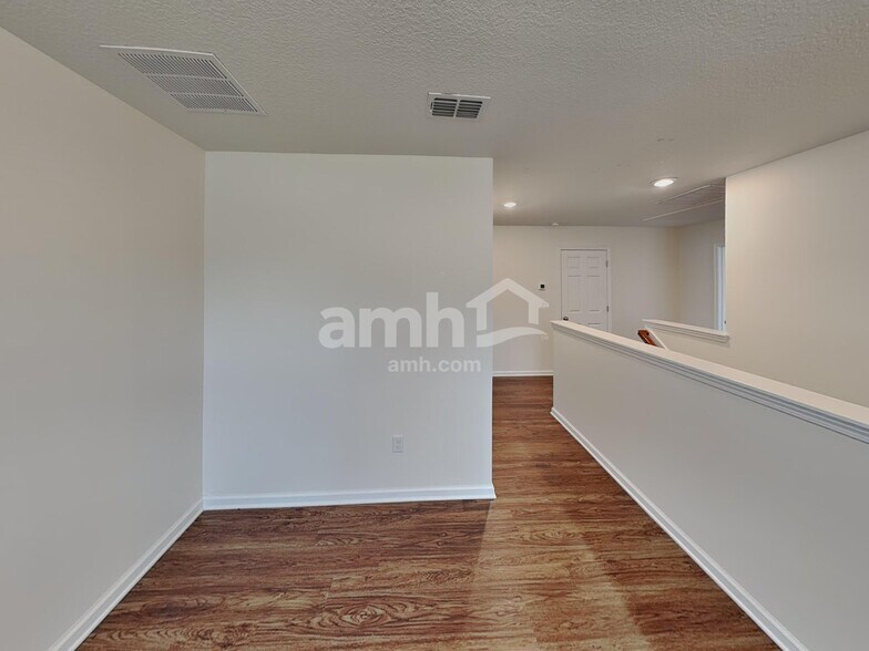 Building Photo - 189 E Jayce Way