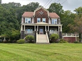 Building Photo - 14 Main St