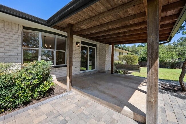 Building Photo - 109 Woodland Rd