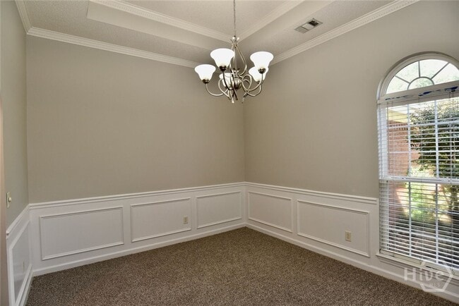 Building Photo - 121 Laurenburg Dr