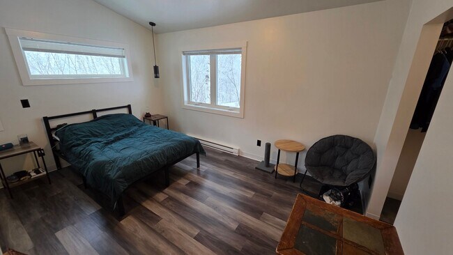 Building Photo - 4213-4213 Trinity Rd