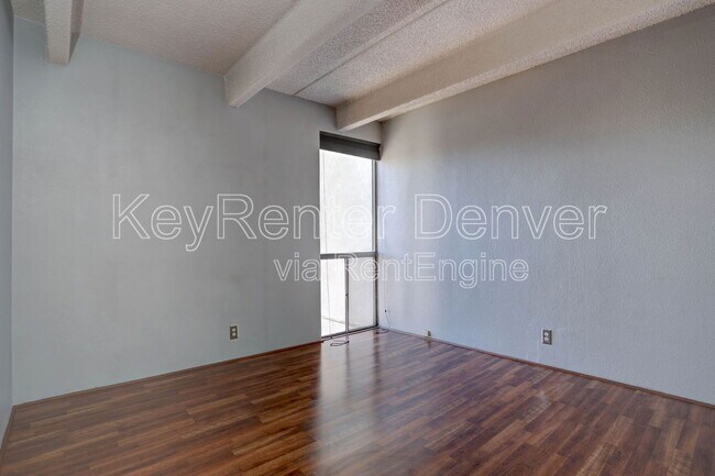Building Photo - 777 N Washington St