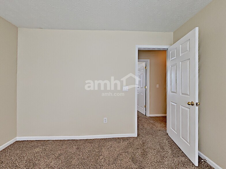 Building Photo - 1318 Baylor Dr