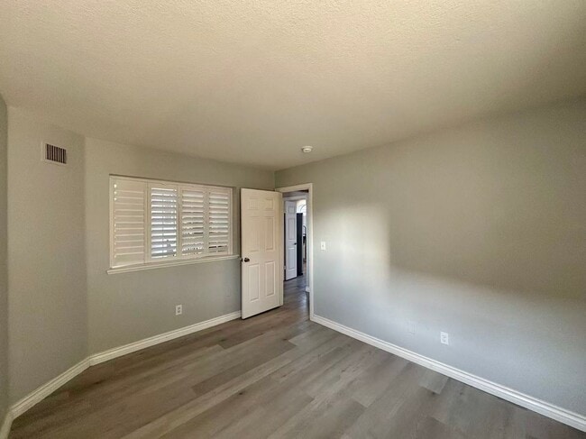 Building Photo - Beautiful 4 bedroom house in Summerlin