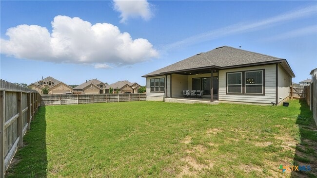 Building Photo - 1606 Folk Victorian Rd