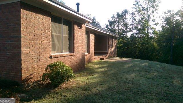 Building Photo - 208 Autumn Trail Way