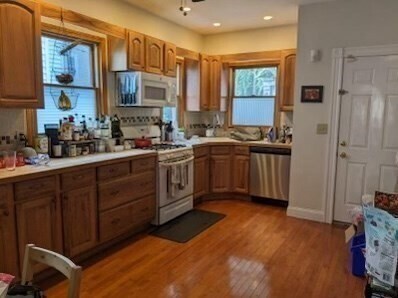 Building Photo - 38 Madison St