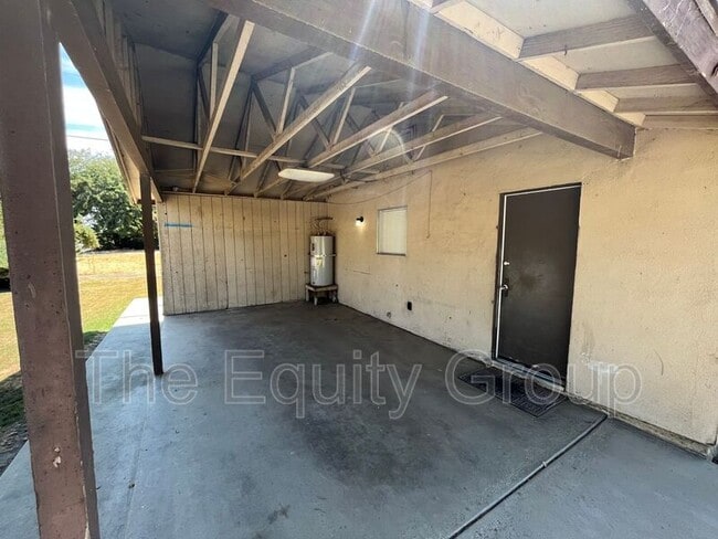 Building Photo - 5316 Avenue 280