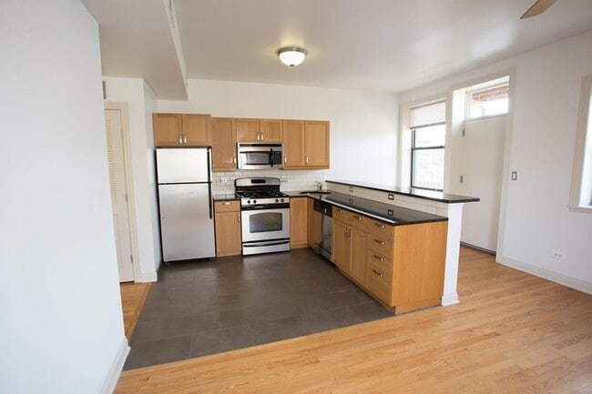 Floorplan - 5355-5361 S. Cottage Grove Avenue