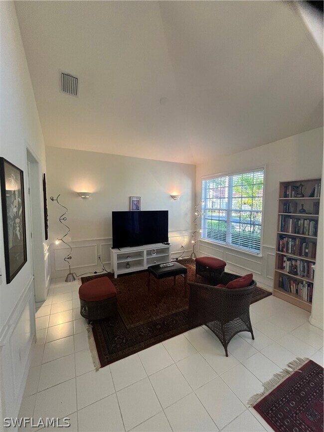 Building Photo - 8824 Ventura Way