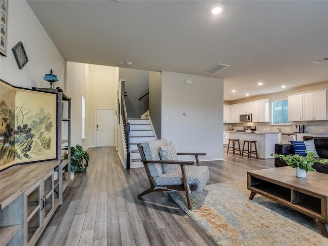 Building Photo - 441 Bella Luna Way