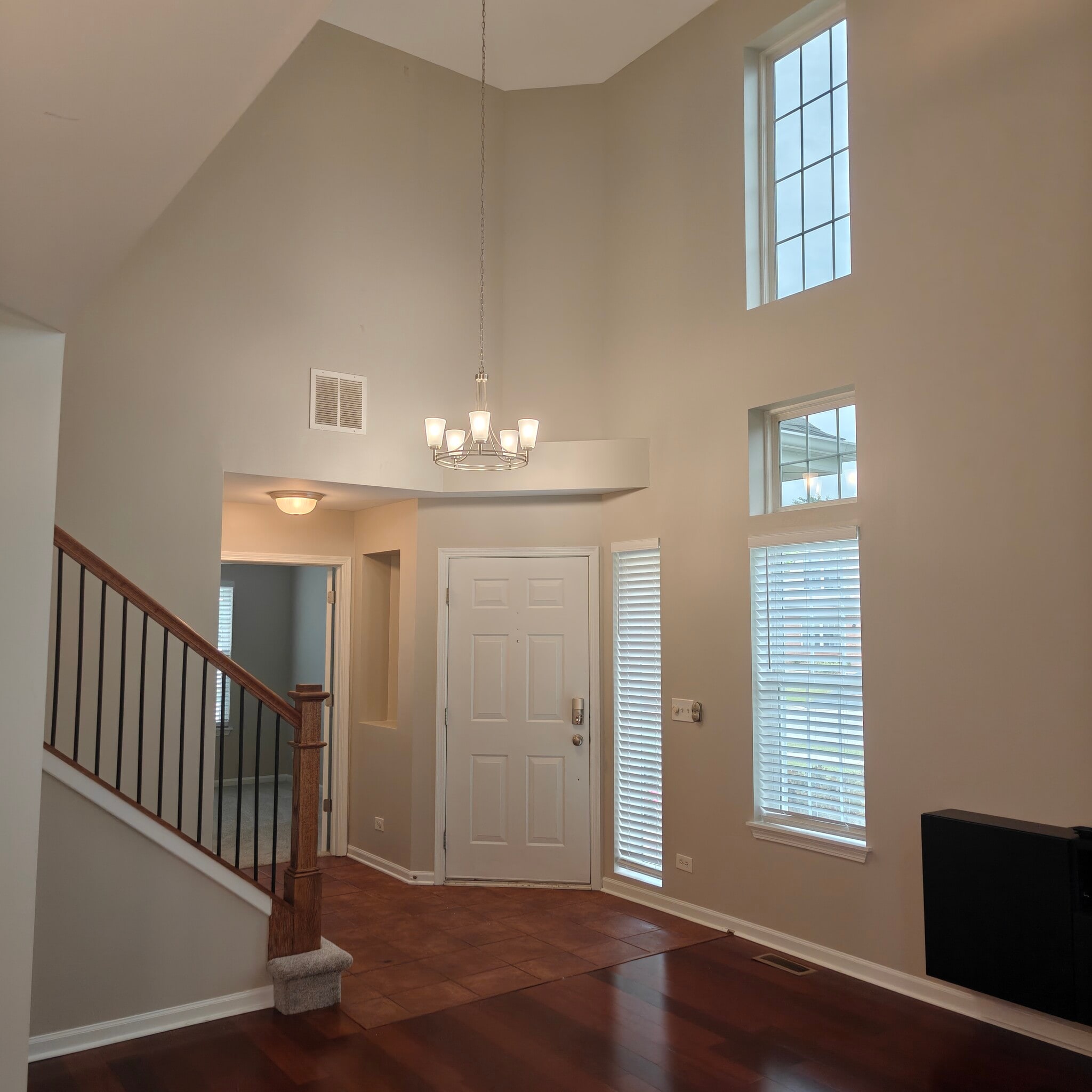 Entrance Area - 1967 Waverly Way