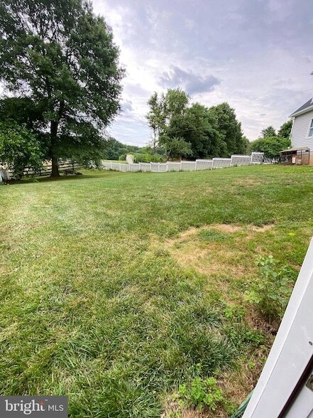 Building Photo - 14480 Woodstar Ct