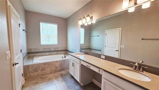 Building Photo - 11048 Sweetgum Woods Dr