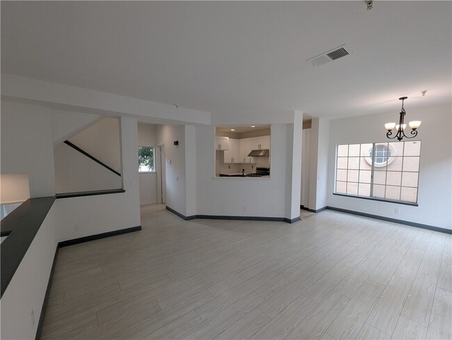 Building Photo - 14078 Lemoli Way