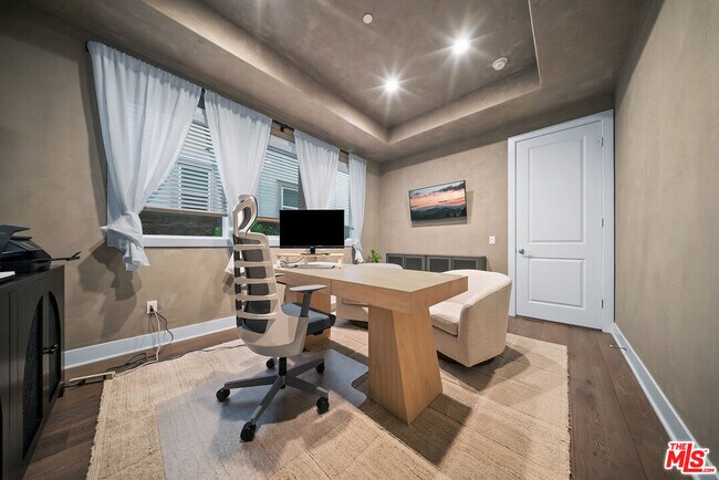 Building Photo - 20643 Wood Rose Ct