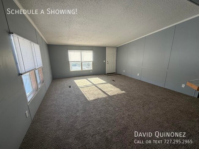 Building Photo - 6944 Country Ln