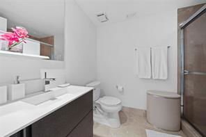 Building Photo - Northeast 183rd Lane, Aventura, FL 33160 - 4 BR 4.5 BA Condo