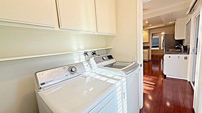 Building Photo - Charming, 2BD/2BA, Single-Story TH in Crow Canyon Country Club in Danville- Available NOW!