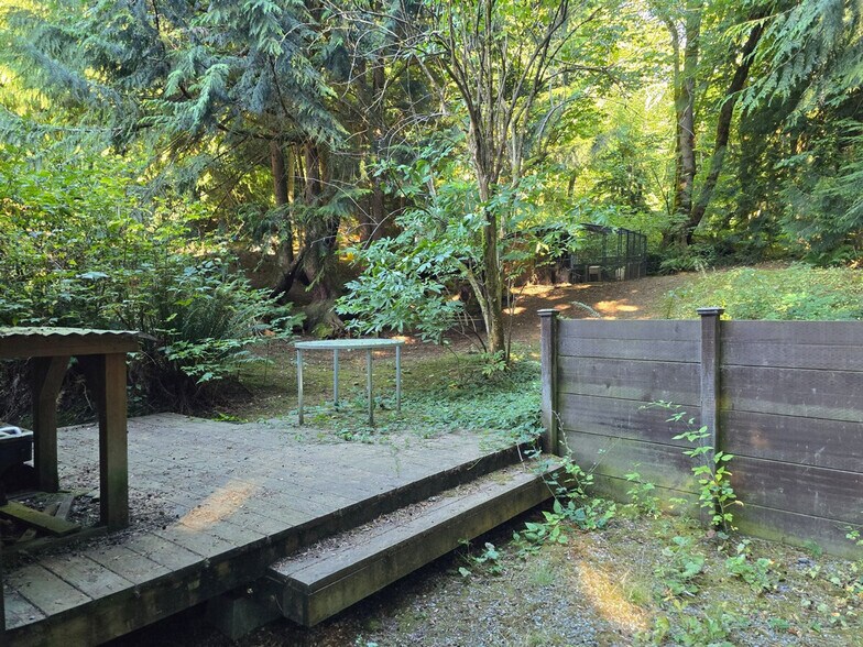 Building Photo - 23253 WA-534