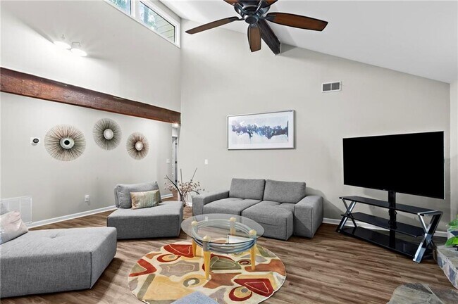 Building Photo - 2985 Christophers Ct