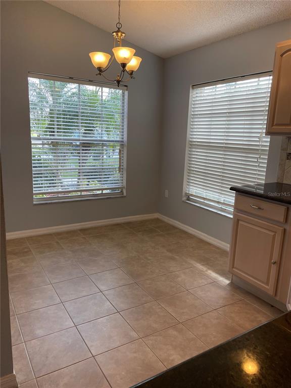 Building Photo - 386 Cello St