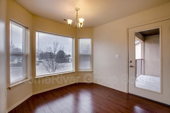 Building Photo - 11057 W Brassy Cove Loop
