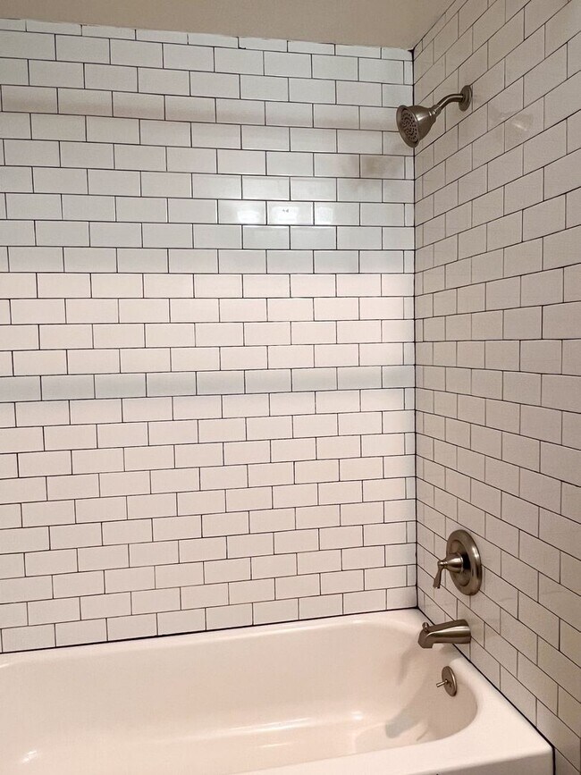 Building Photo - 3BD/2BA+FLEX HOME IN LEBANON