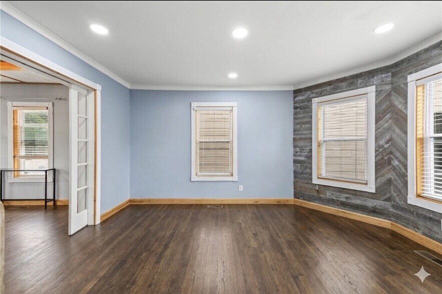 Building Photo - 26 Whipple Ave