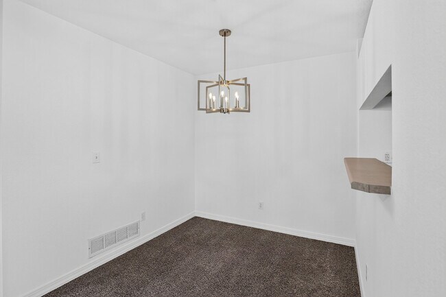 Building Photo - 13900 Lake Song Ln
