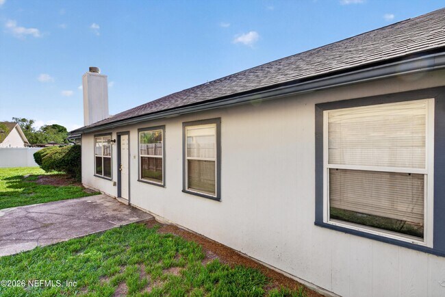Building Photo - 400 Ashcroft Landing Dr