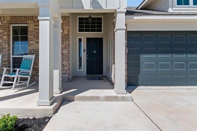 Building Photo - 121 Lazy Lizzy Rd