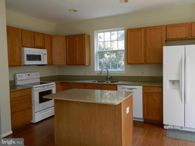 Building Photo - 6026 Anne Marie Terrace