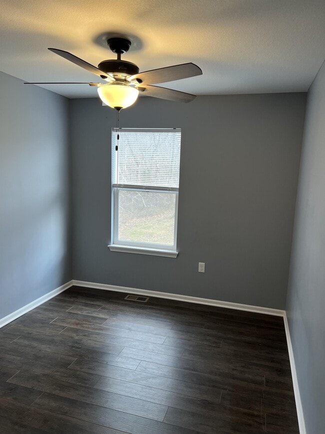 Building Photo - 891 W Gay St