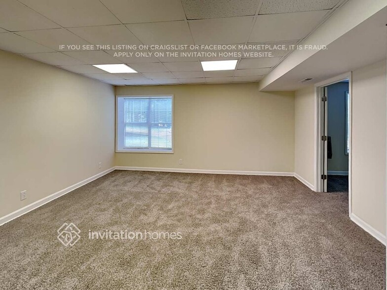 Building Photo - 5397 Apple Glen Dr