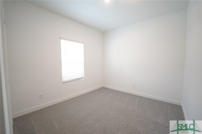Primary Photo - 122 Kingswood Cir