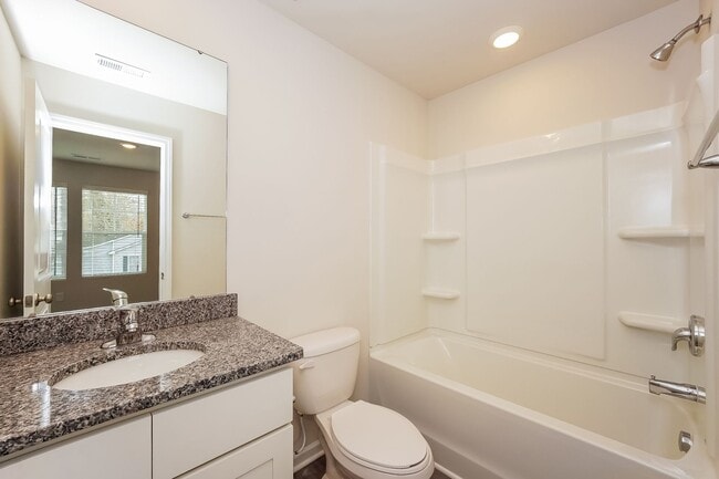 Building Photo - Brand New Townhome | 3 BR/3.5BA | 1-Car Garage | Near Downtown Mooresville