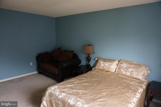 Building Photo - 8612 Tamarron Dr