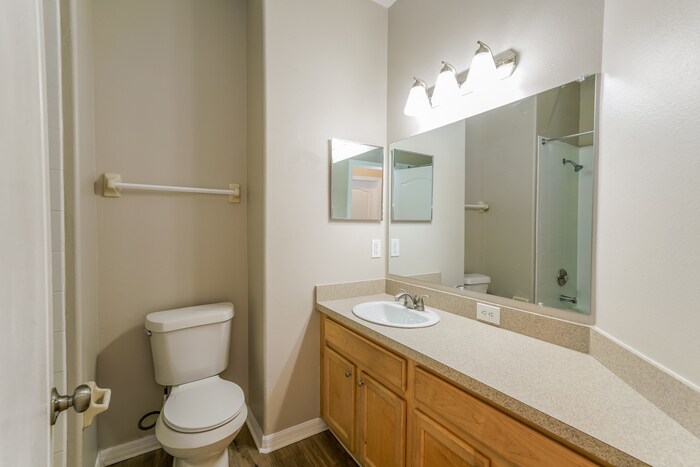 Building Photo - 11011 Silver Dancer Dr