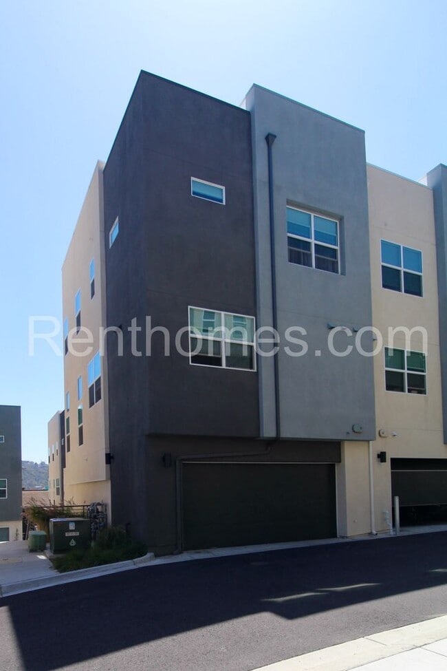 Building Photo - 10441 Harlow Cir