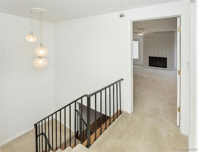 Building Photo - 1360 Bramblebush Run