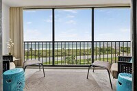 Building Photo - 5055 N Hwy A1A