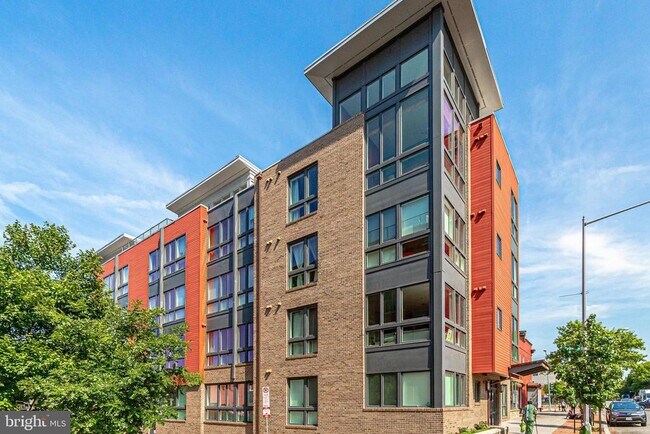Building Photo - 2920 Georgia Ave NW