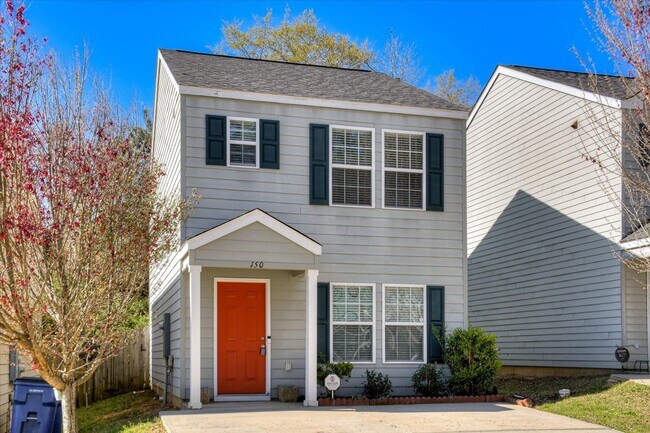 Building Photo - 150 Village Run