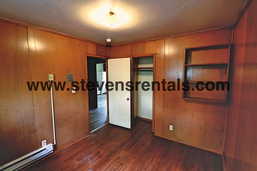 Building Photo - 928 30th Ave N