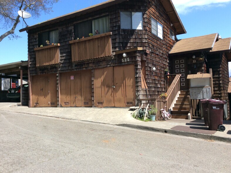 Primary Photo - 525 Jackson St