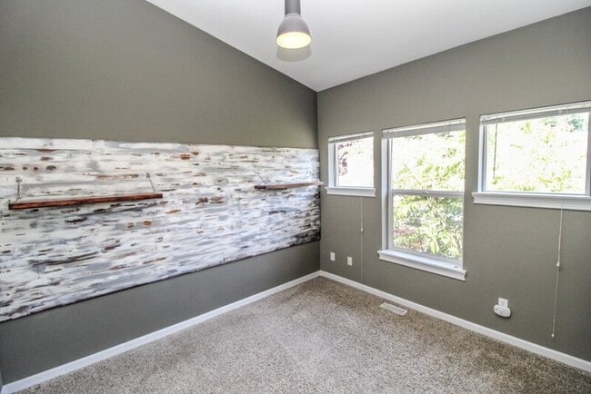 Building Photo - 20901 Cypress Way