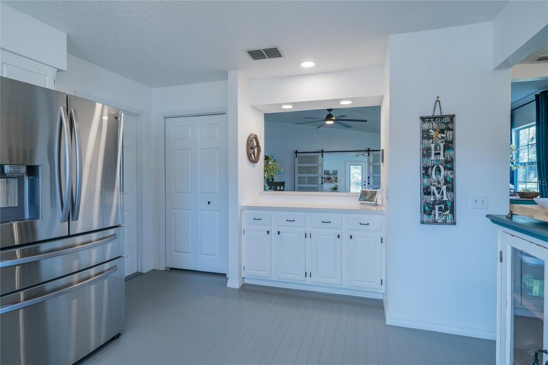 Building Photo - 37340 Derbyshire Dr