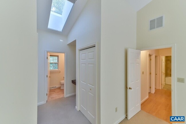 Building Photo - 1012 Wildmere Pl