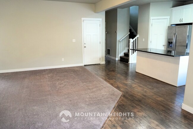 Building Photo - 862 W Cider Ct